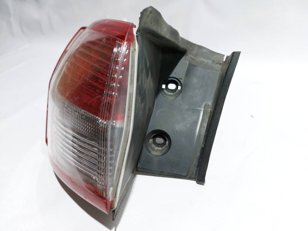 Escape Ліхтар задній лівий пошкоджений Ford Escape 2013-2016 CJ5Z13405E Ford Escape 4