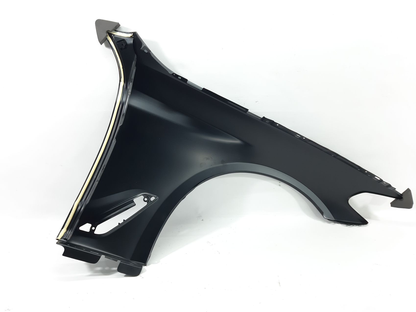 Крила Крило ліве BMW 5 2017-2023 41007443687 BMW 5 4