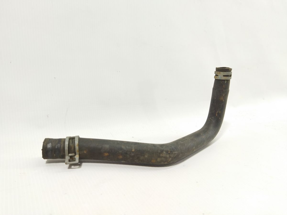 Fusion hybrid Патрубок охолодження Ford Fusion Hybrid 2013-2020 DS788A577AB Ford Fusion Hybrid 2