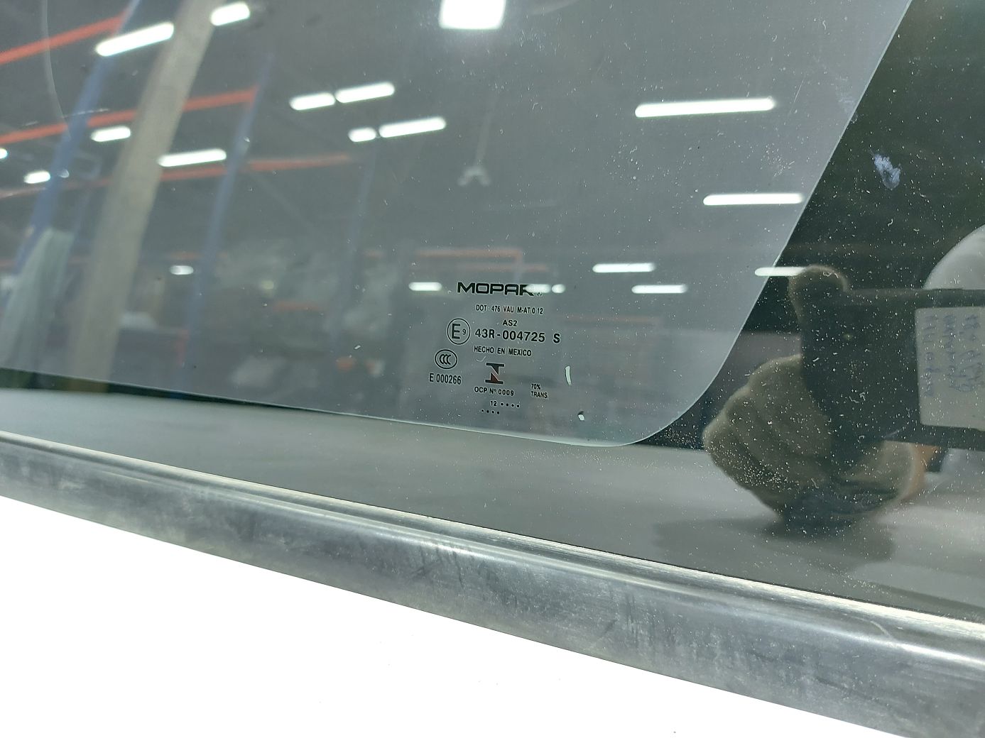 Journey Квапка чверті задньої права Dodge Journey 2009-2019 5178050AG Dodge Journey 2