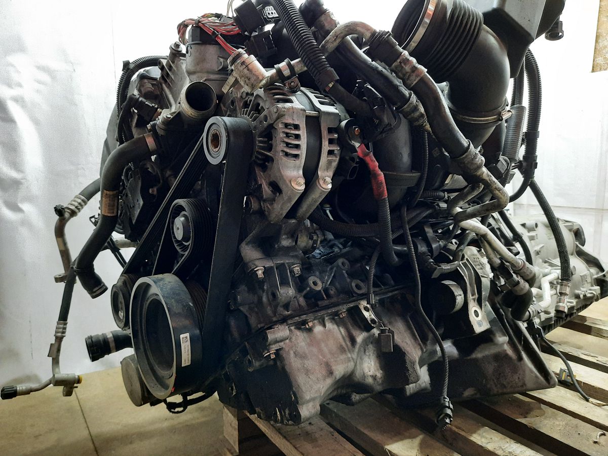 5 series Двигатель утоплен BMW 5 series 2011 N52F10300 BMW 5 series 13