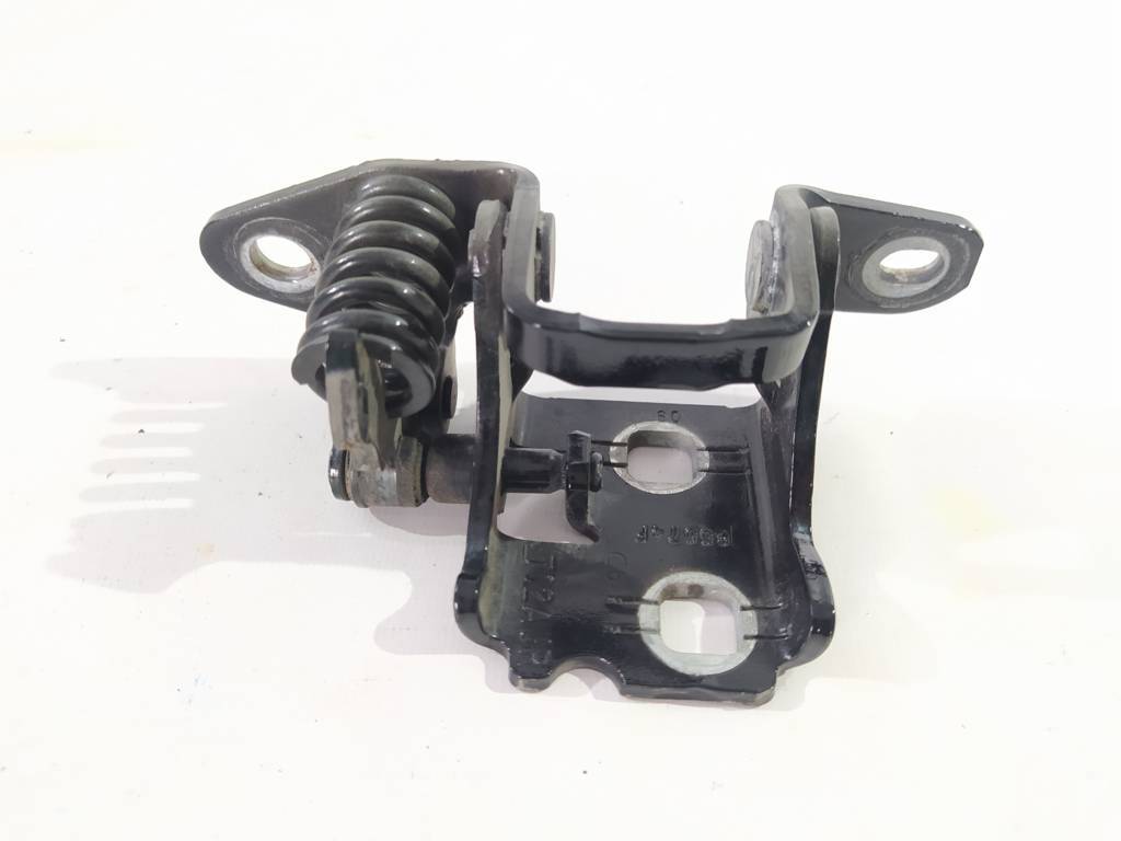 Compass Петля двери передней/задней правой нижняя Jeep Compass 2007-2017 5115712AK Jeep Compass 19