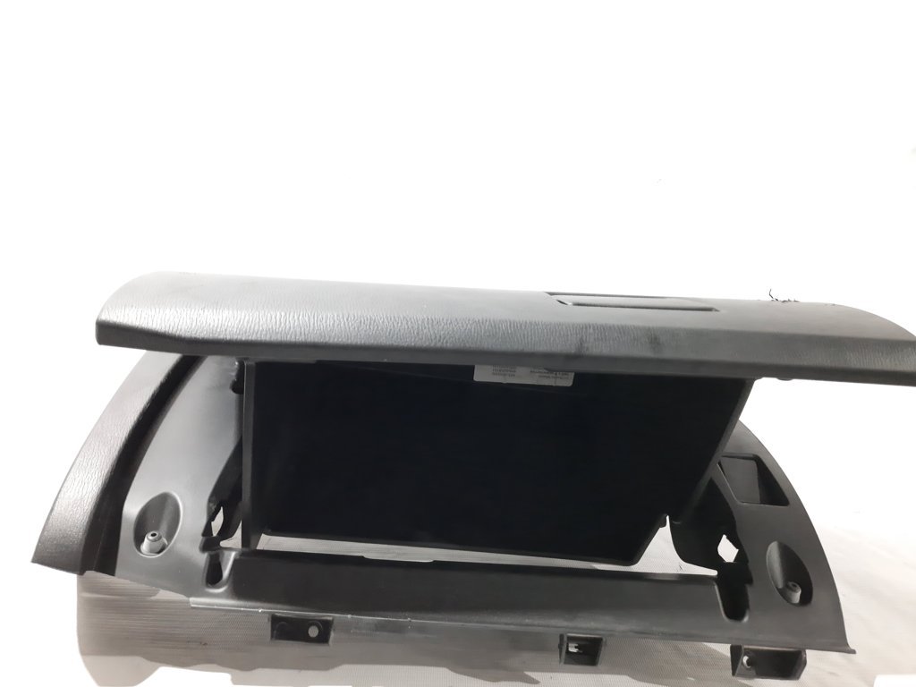 3 Бардачок Mazda 3 2014-2016 BHN164030C02 Mazda 3 14