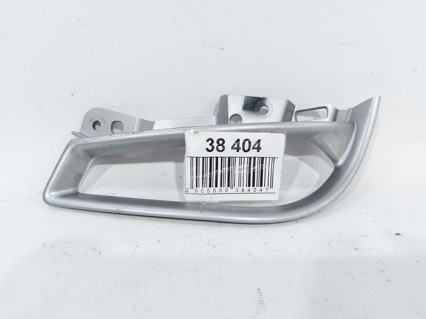 Malibu. Накладка повітропроводу торпеди центрального правого Chevrolet Malibu 2016-2021 84709299 Chevrolet Malibu Malibu. Накладка повітропроводу торпеди центрального правого Chevrolet Malibu 2016-2021 84709299 Chevrolet Malibu