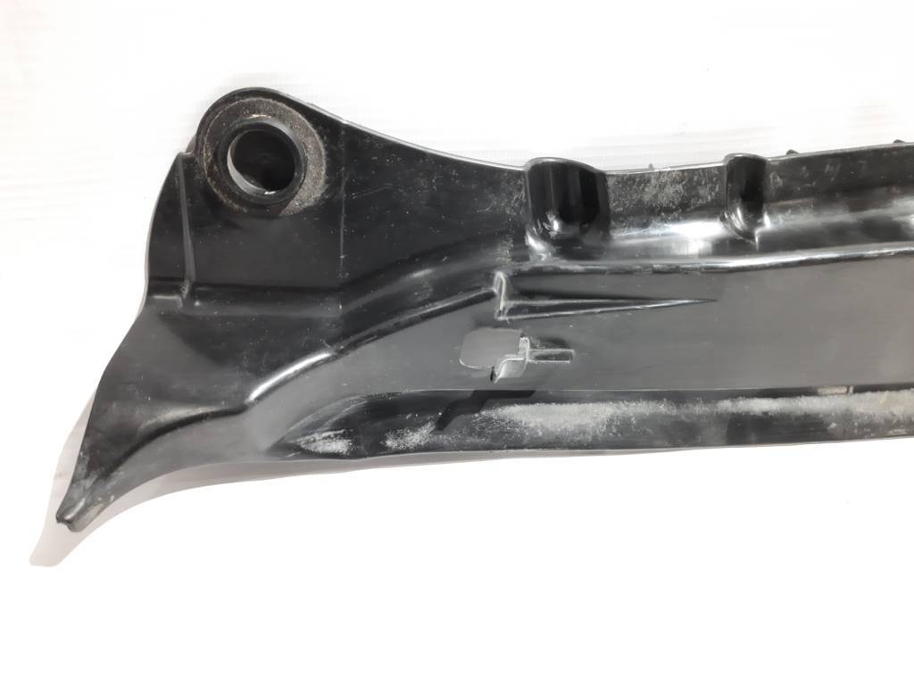 Insight Ущільнювач крила переднього правого Honda Insight 2010-2014 74105TM8A00 Honda Insight 2