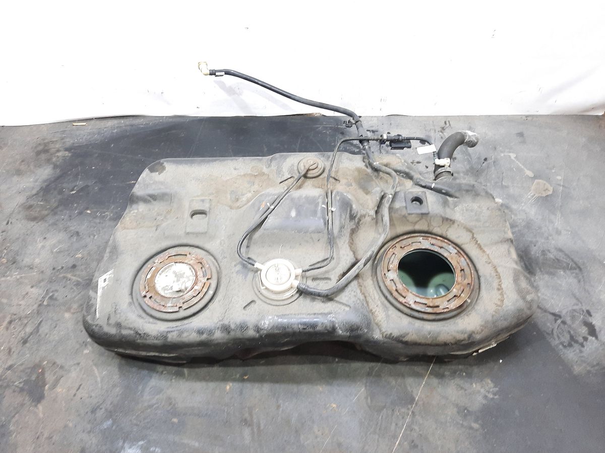 Compass. Паливний бак Jeep Compass 2012-2017 68104392AD Jeep Compass