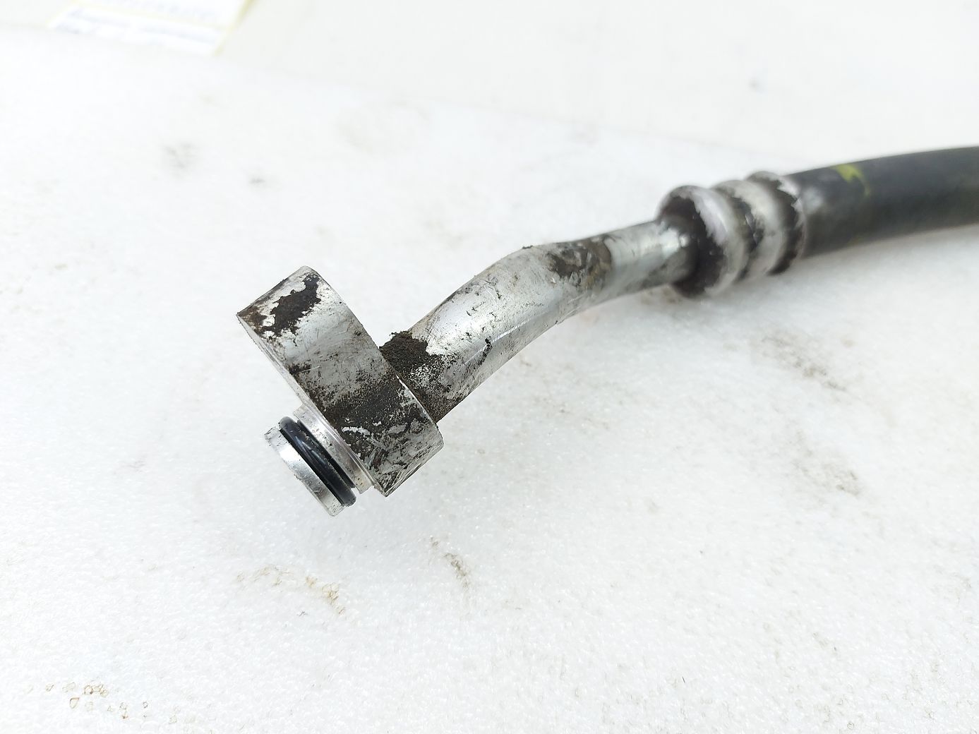 Insight Трубка кондиціонера із заправним штуцером Honda Insight 2010-2014 80311TM8A01 Honda Insight 4