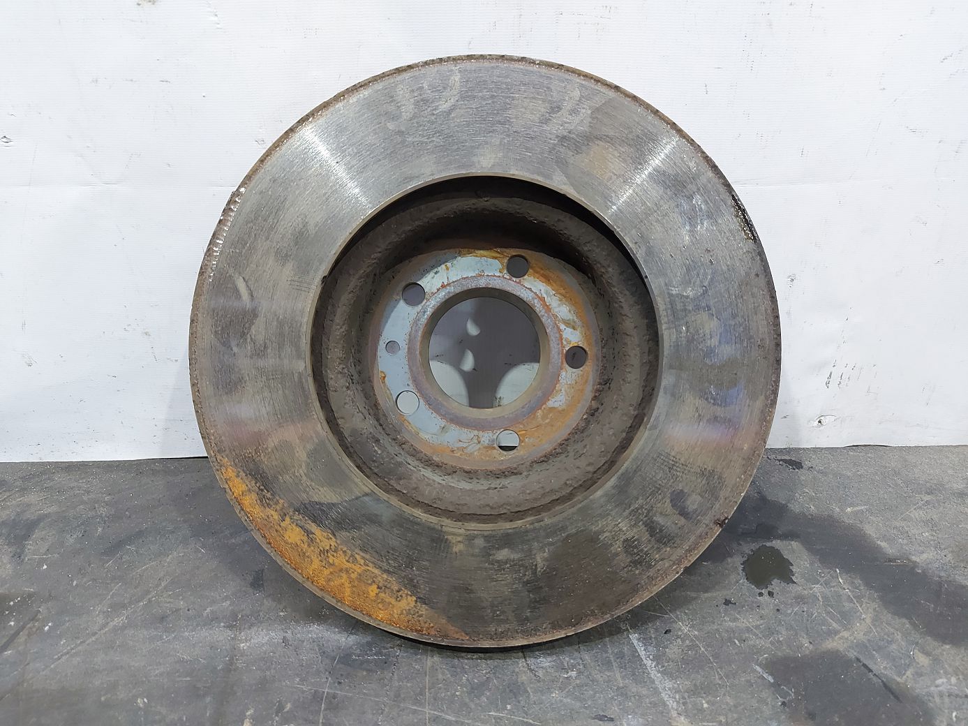 Ats Диск гальмівний передній лівий/правий Cadillac ATS 2013-2019 23118082 Cadillac ATS 3