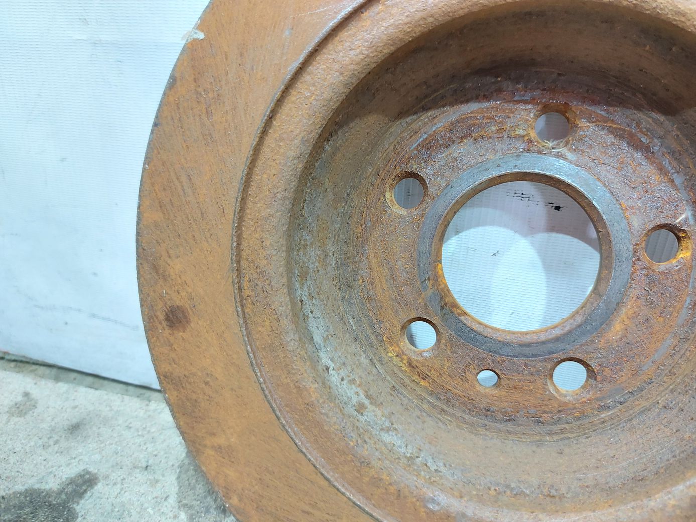 Fusion hybrid Тормозний диск задній лівий/правий Ford Fusion Hybrid 2013-2020 KS7Z2C026B Ford Fusion Hybrid 15