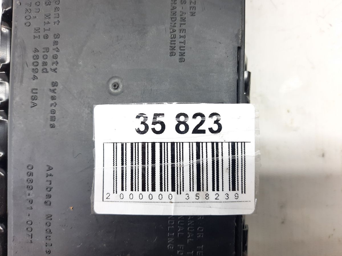 Dart Air Bag ніг правий Dodge Dart 2013-2019 5057857AD Dodge Dart 15