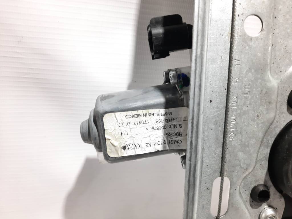 Focus Стеклоподъёмник двери задней левой Ford Focus 2012-2018 BM5Z5827001B Ford Focus 21