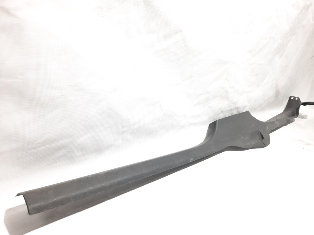 Passat s Обшивка порога внутрішня права Volkswagen Passat S 2012-2019 561853372C82V Volkswagen Passat S 10