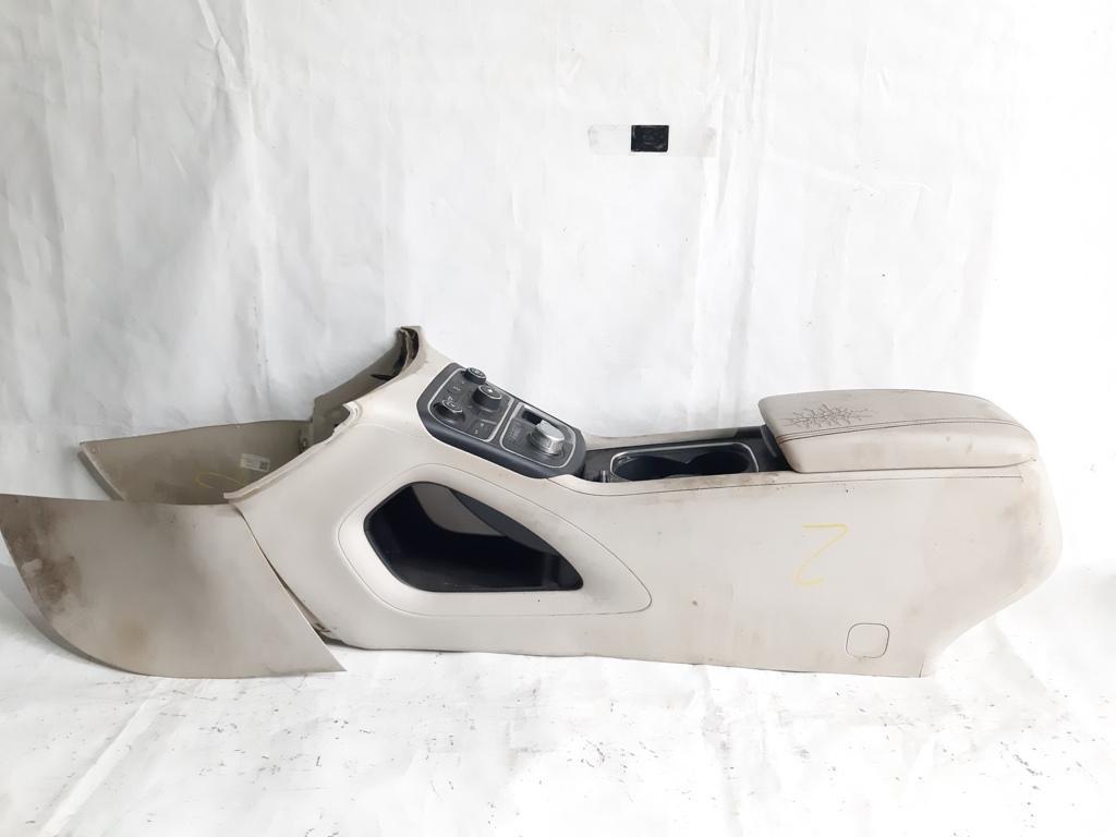 200 limited Центральна консоль Chrysler 200 Limited 2015-2017 5UQ80DX9AB Chrysler 200 Limited 17