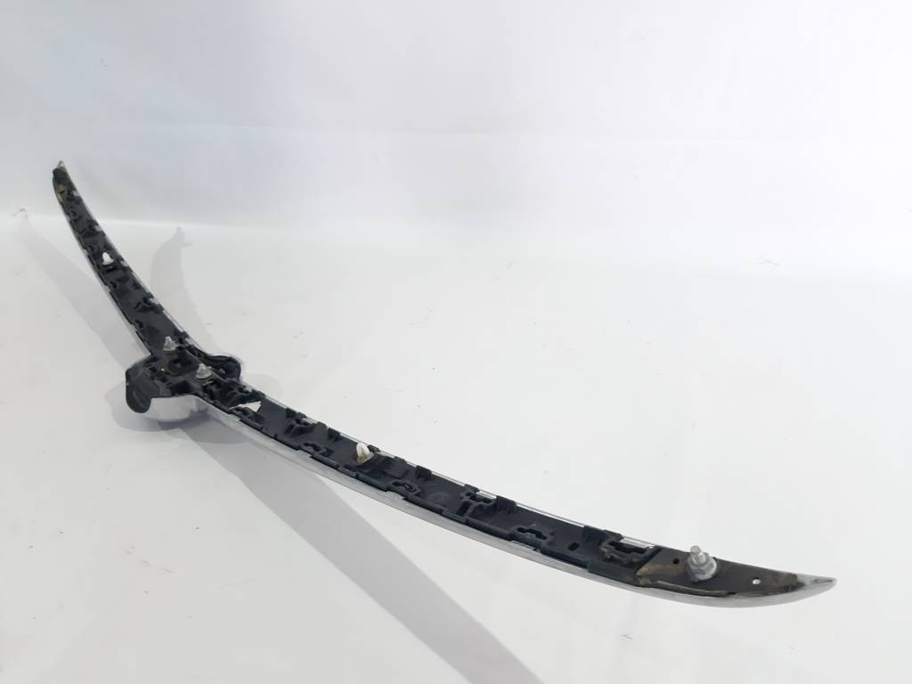 Regal Молдинг кришки багажника Buick Regal 2011-2013 13330785 Buick Regal 4
