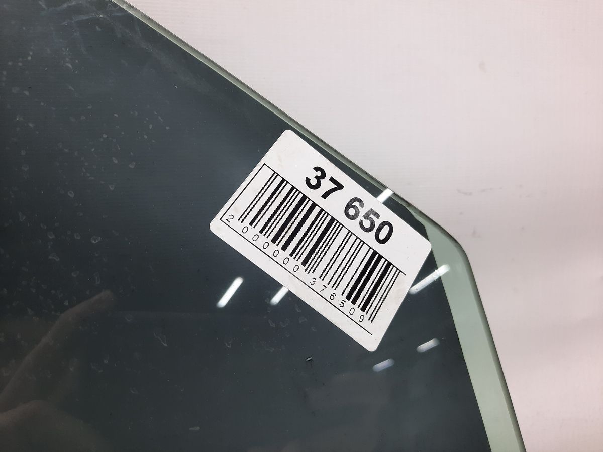 Altima Скло дверей передньої правої з тонуванням Nissan Altima 2013-2018 803009HT0A Nissan Altima 2