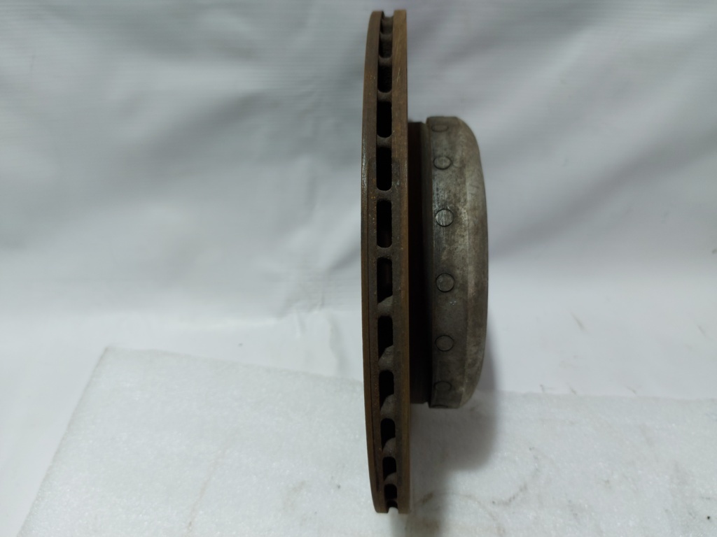 5 series Диск тормозной задний левый/правый BMW 5 series 2011-2016 34216898733 BMW 5 series 26