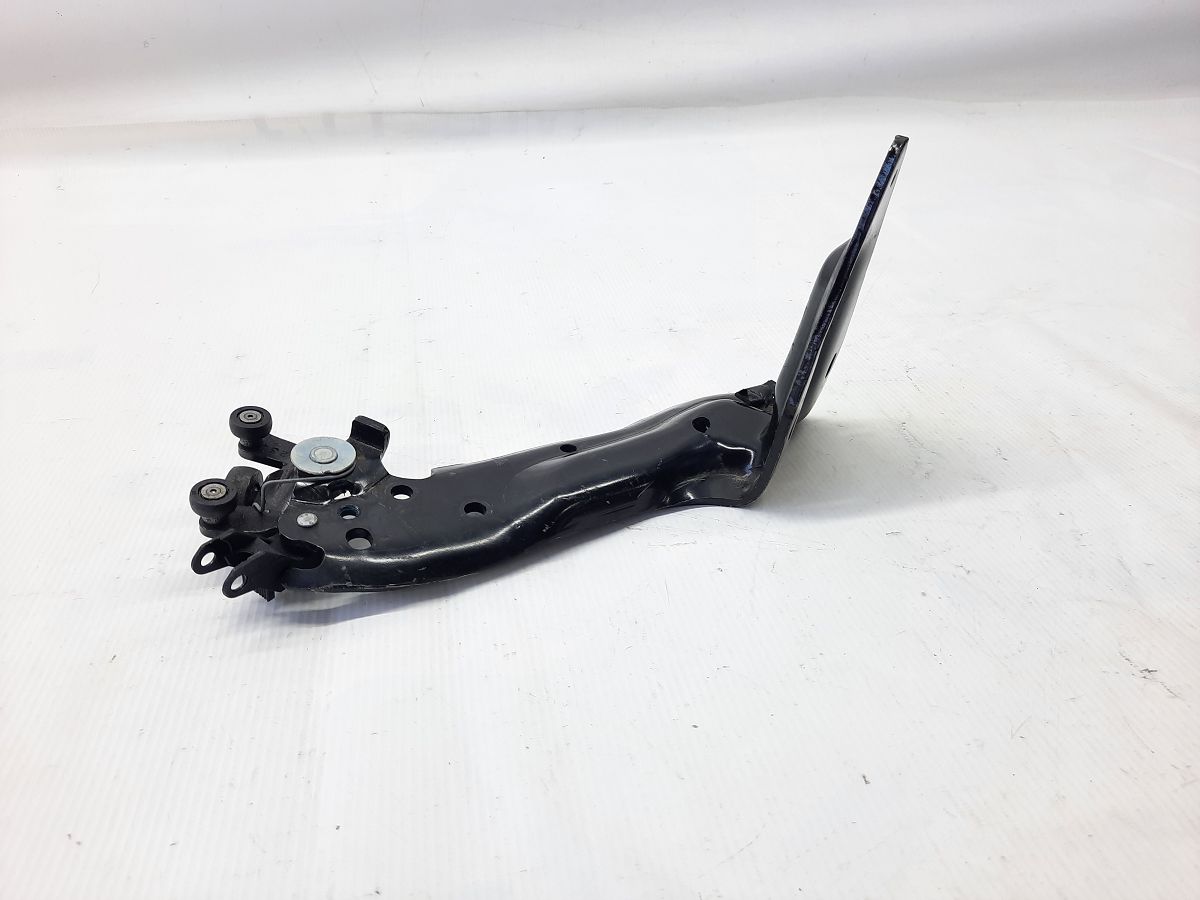 Grand caravan. Петля двері задньої лівої нижня Dodge Grand Caravan 2008-2020 5020921AG Dodge Grand Caravan