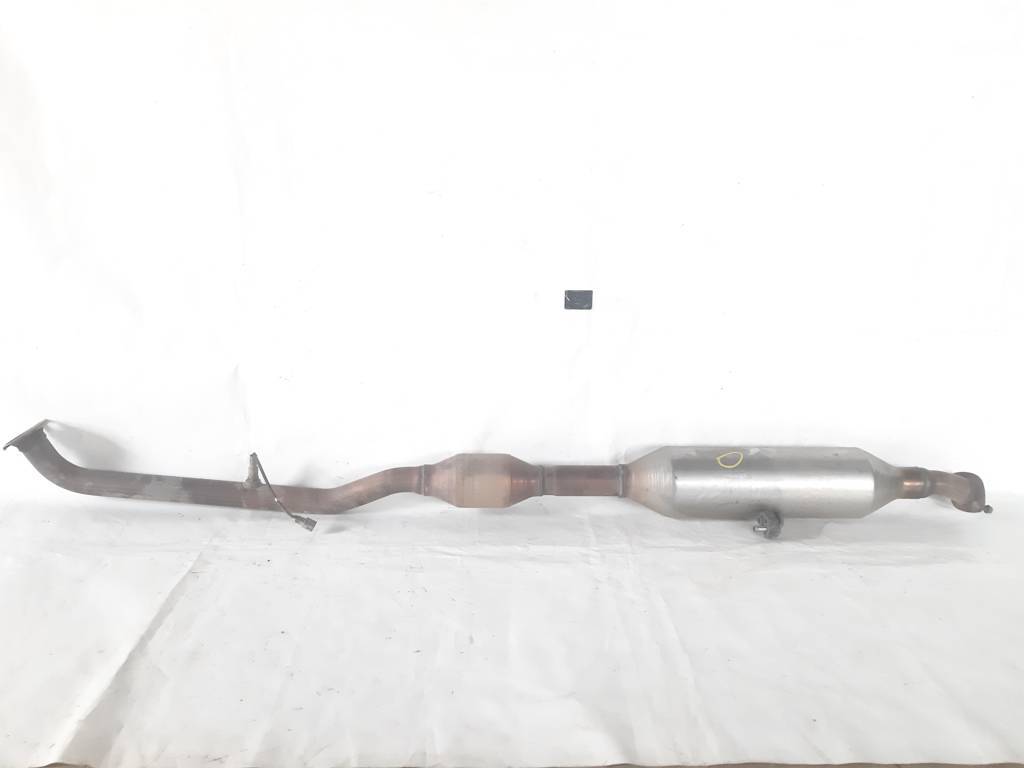 Camry. Вихлопна труба каталітичного нейтралізатора передня Toyota Camry 2012-2017 174100V100 Toyota Camry