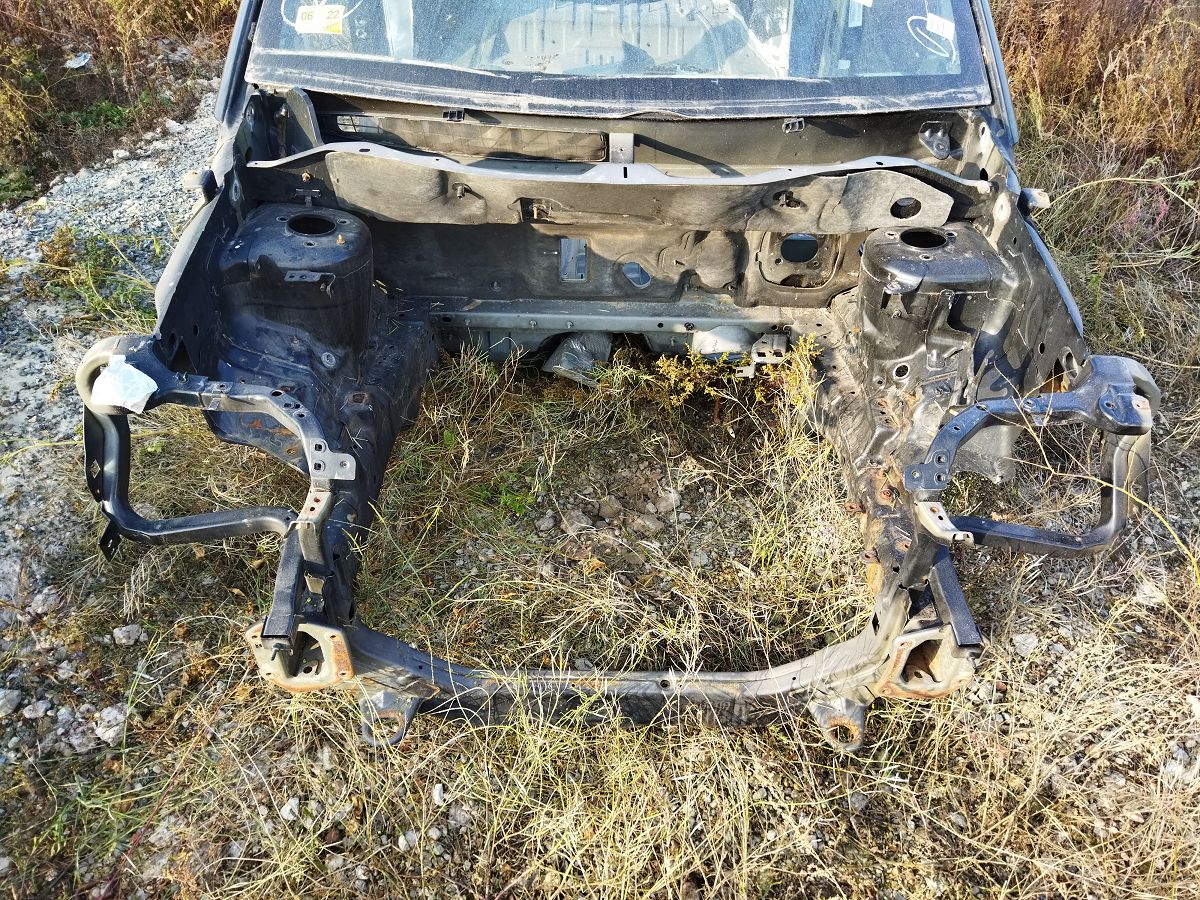 Compass Кузов голый (можно резать) Jeep Compass 2014 5074888AB Jeep Compass 2