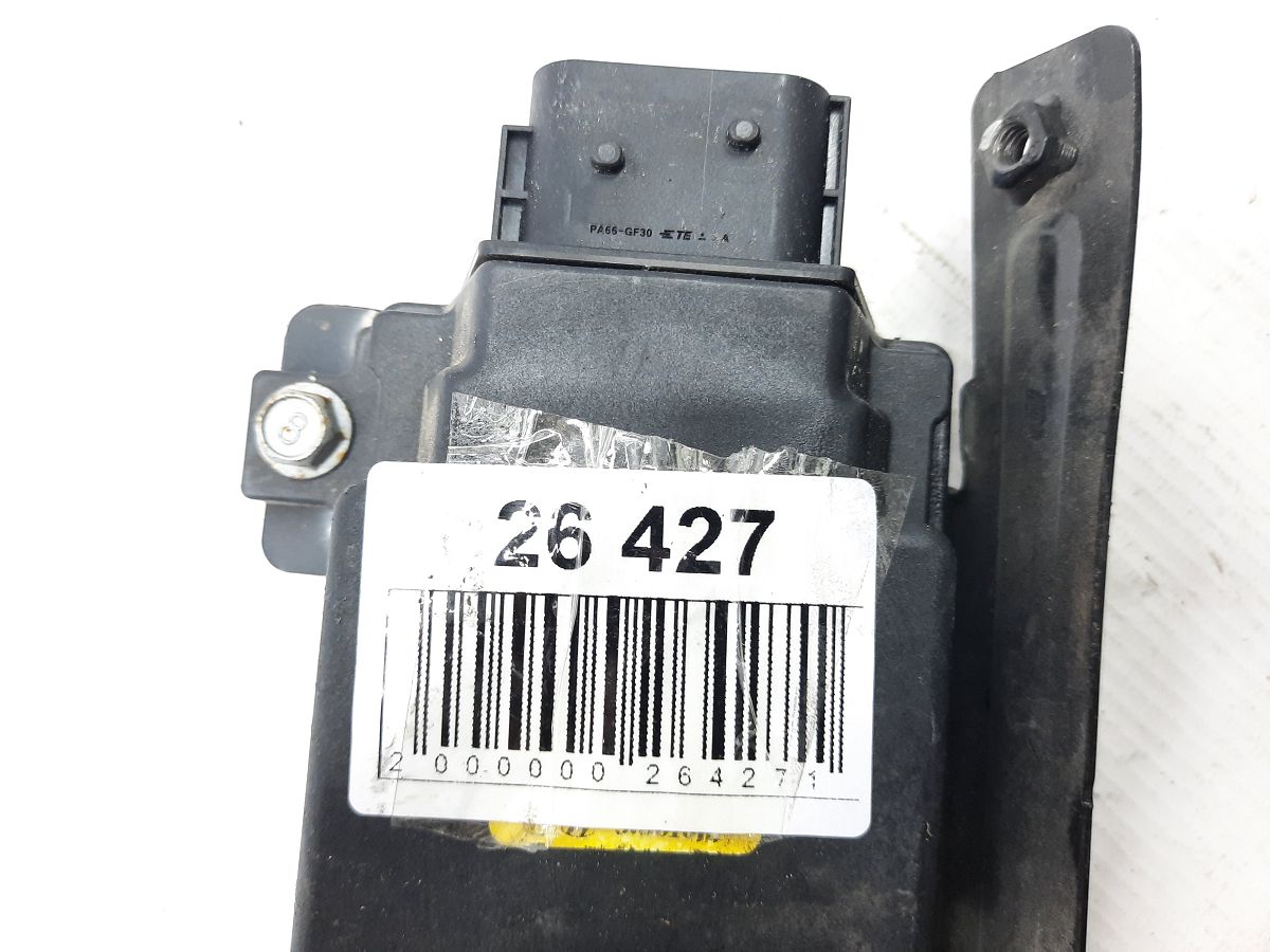 Cadenza Блок управління бензонасосом Kia CADENZA 2014-2016 330403R800 Kia CADENZA 9