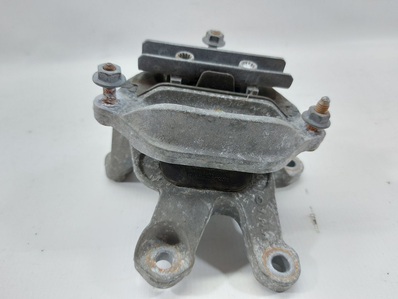 A4 Подушка АКПП Audi A4 2013-2016 8K0399151BD Audi A4 3