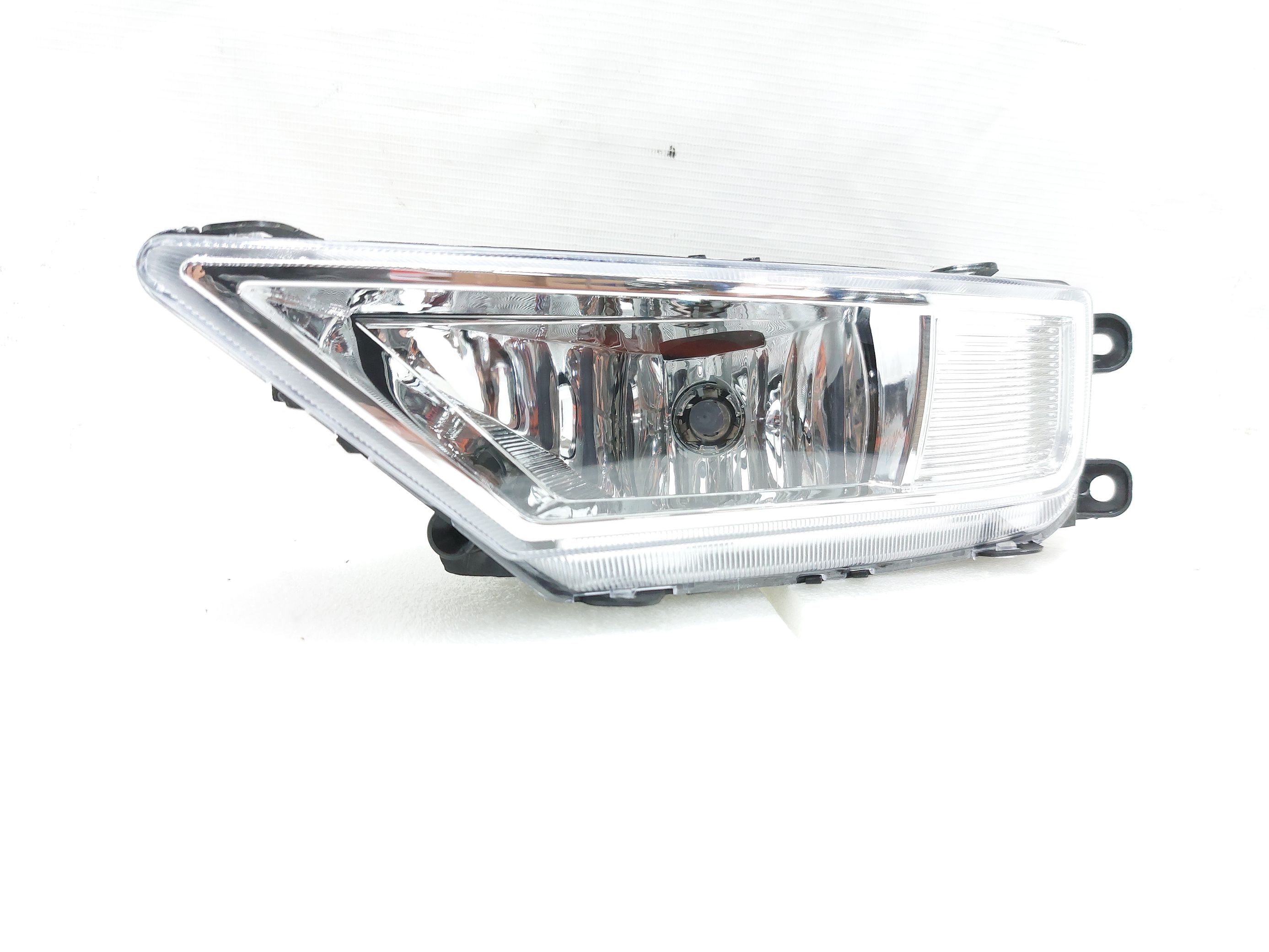  Фара противотуманная левая Volkswagen Tiguan `18-19 Volkswagen Tiguan 2