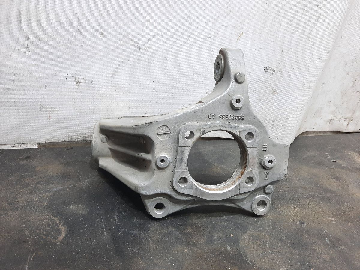 Dart Поворотный кулак передний левый Dodge Dart 2013-2019 68080586AD Dodge Dart 7