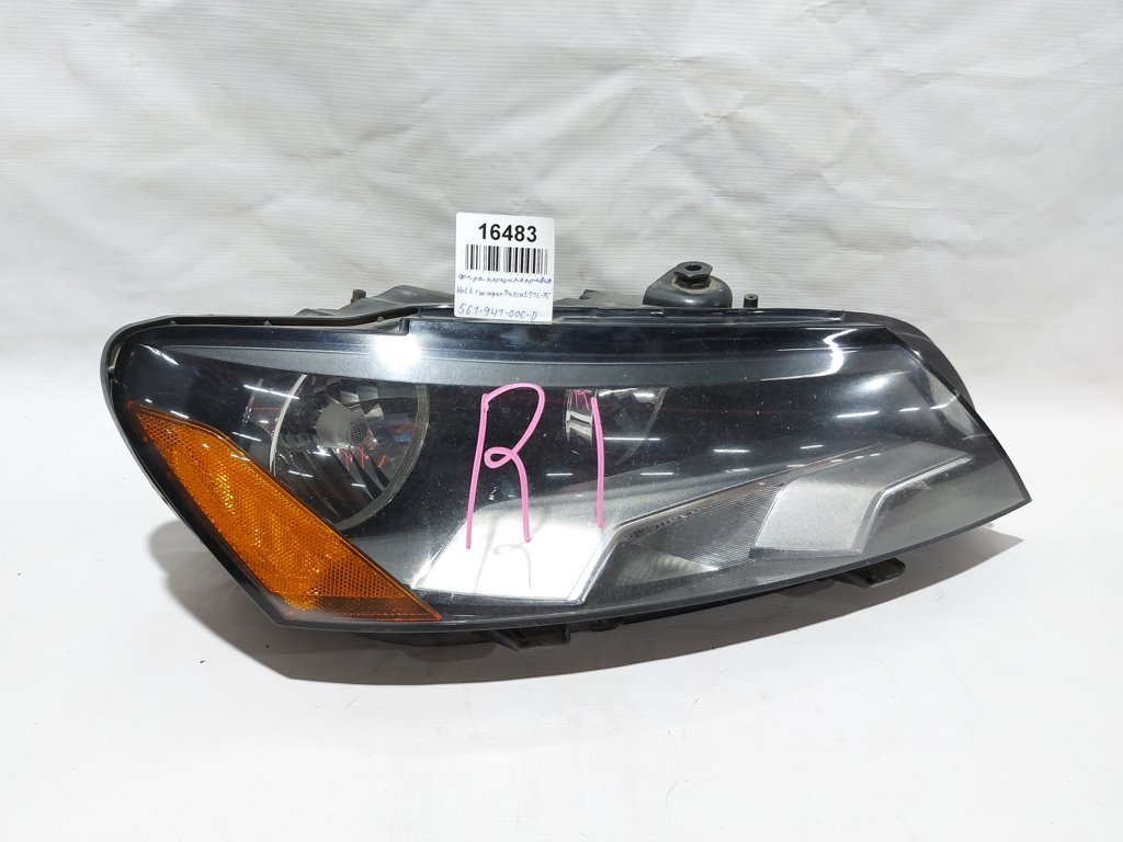 Товары с дефектами Фара передняя правая (дефект) Volkswagen Passat S 2012-2015 561941006D Volkswagen Passat S 12