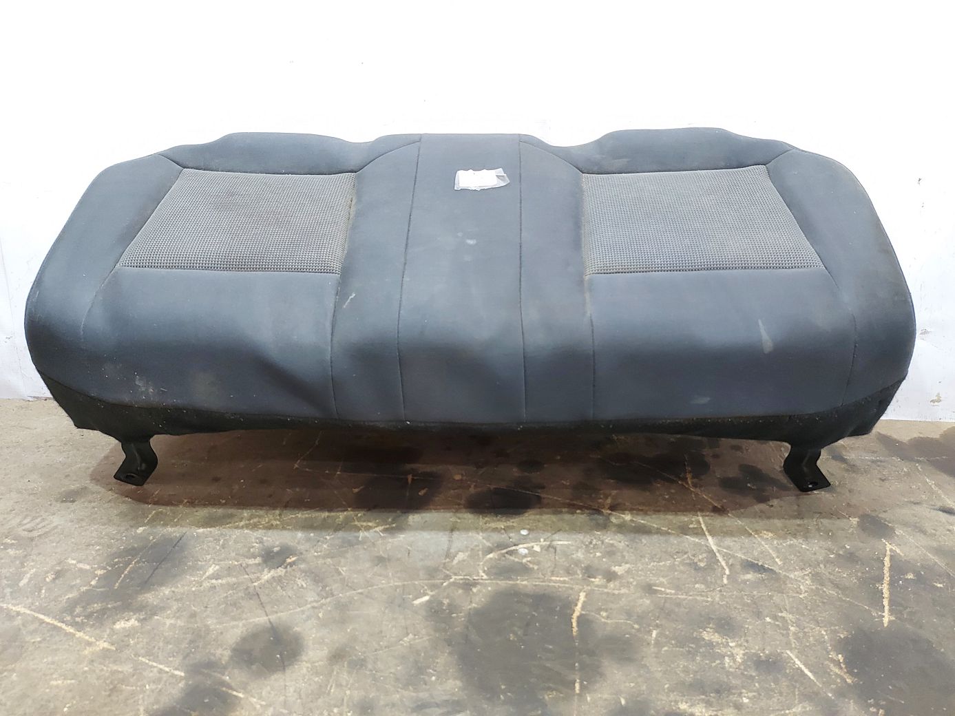 Patriot Нижня частина заднього ряду сидінь Jeep Patriot 2010-2015 1RS55XDVAB Jeep Patriot 2