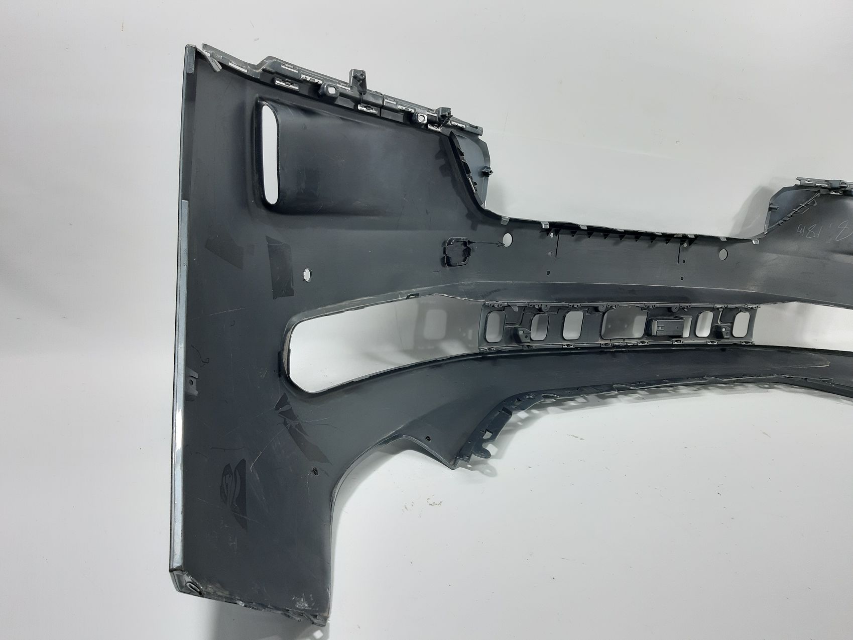 Передні бампери Бампер передній Zeekr 1 2022 8892500363C16 32