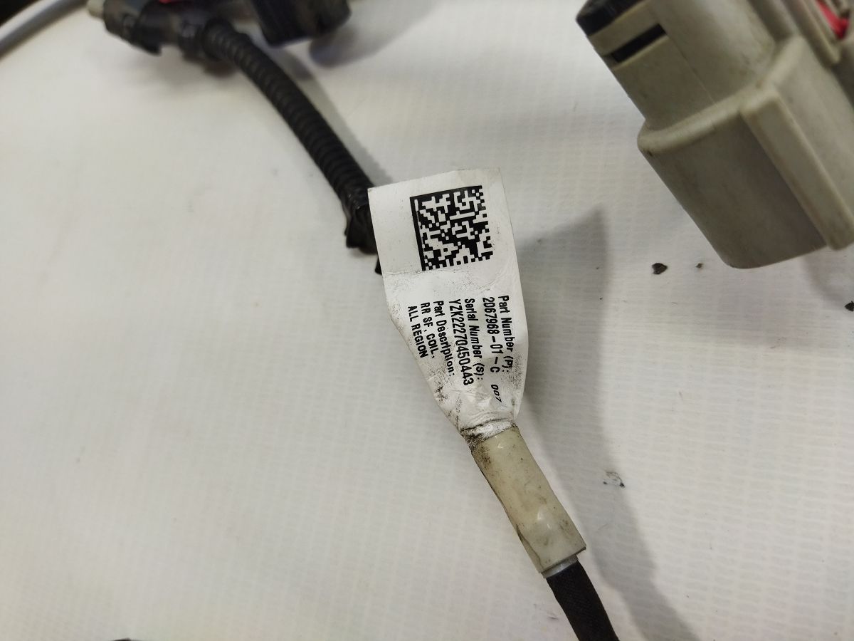 Model 3 Проводка підрамника заднього Tesla Model 3 2020-2024 206796801C Tesla Model 3 4