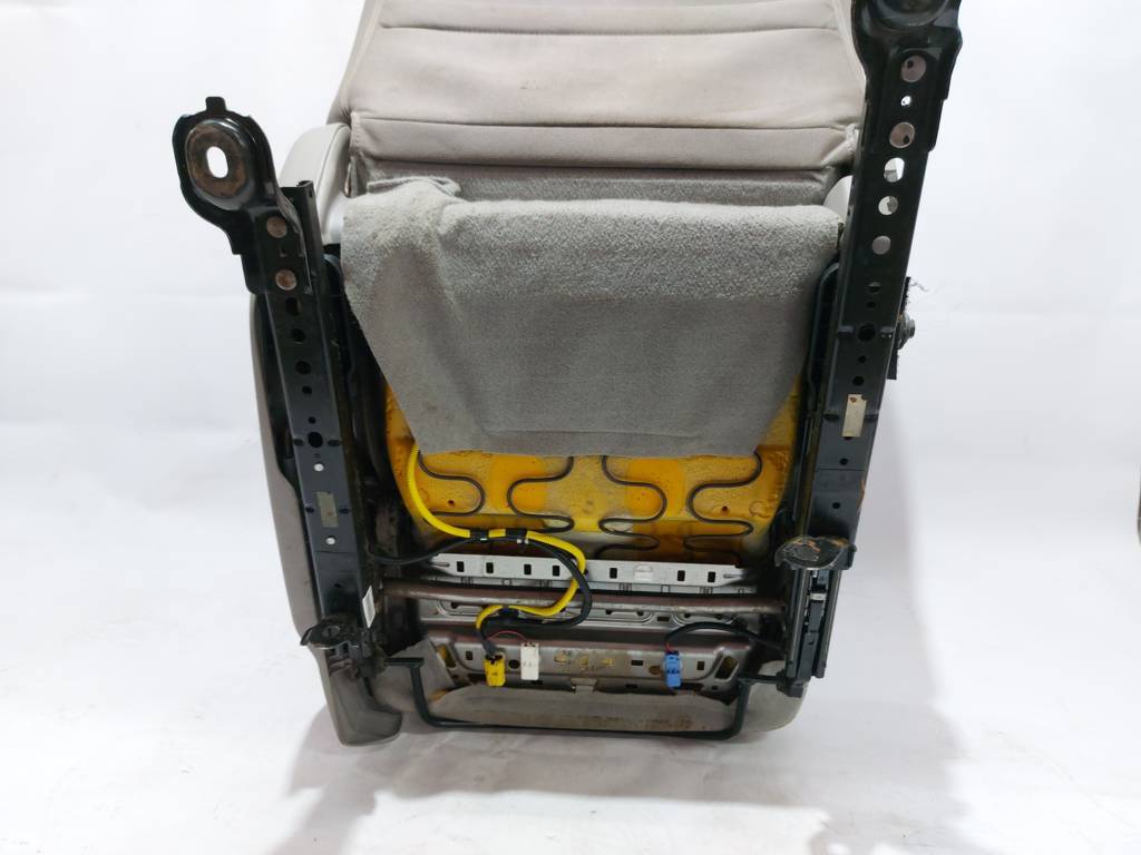 Insight Сидение водителя Honda Insight 2010-2014 81526TM8A02 Honda Insight 22