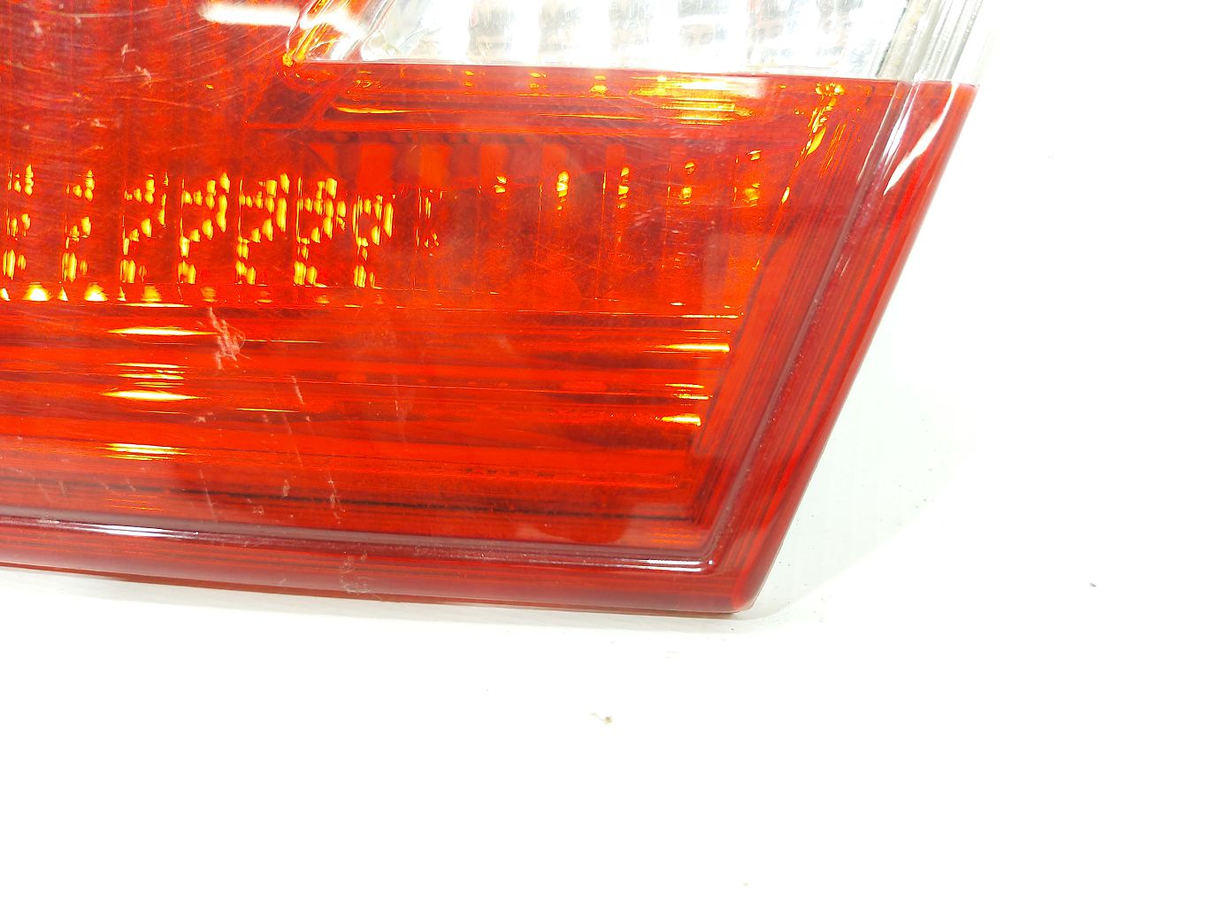 Sentra Ліхтар кришки багажника правий Nissan Sentra 2016-2019 265503YU5A Nissan Sentra 4