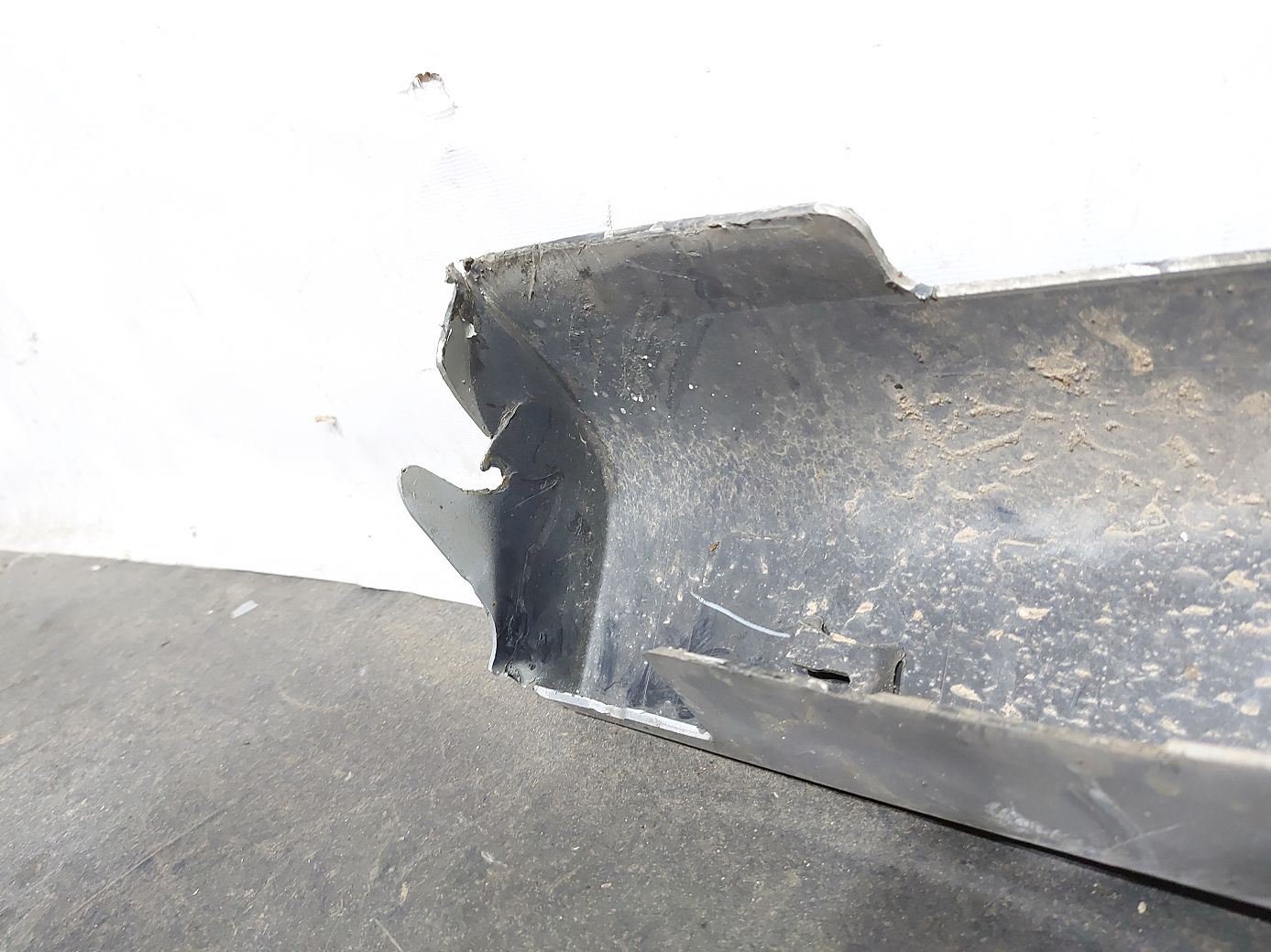 Hhr Поріг лівий (пластик) Chevrolet HHR 2006-2011 15881080 Chevrolet HHR 7