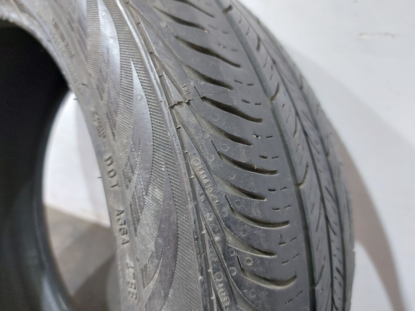  Резина Continental Contipro 215/50R17 3