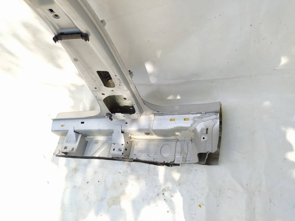 Dart Стійка центральна двері правої Dodge Dart 2013-2019 68081186AD Dodge Dart 6