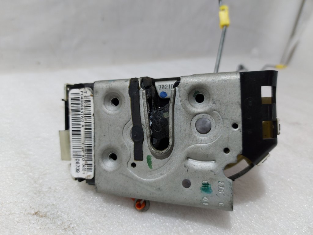 Patriot Замок двери передней левой Jeep Patriot 2010-2017 4589647AE Jeep Patriot 10 Patriot Замок двери передней левой Jeep Patriot 2010-2017 4589647AE Jeep Patriot 10