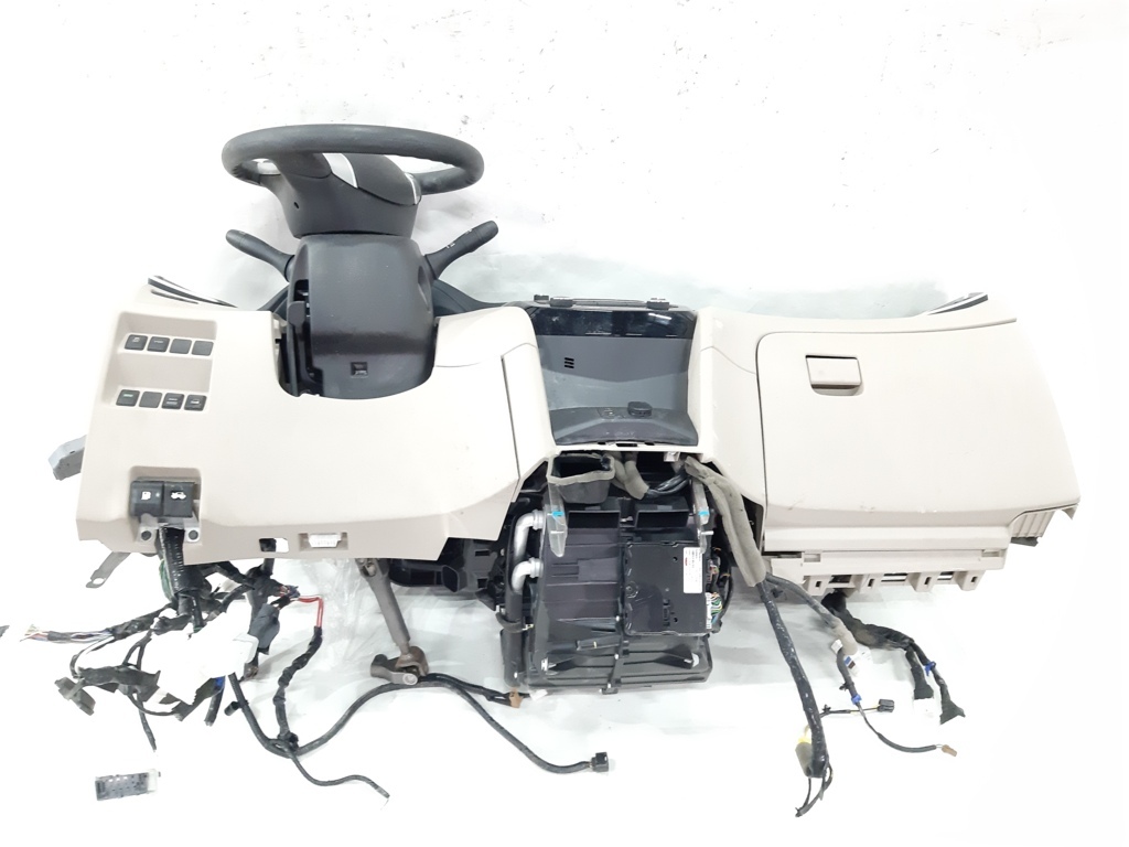 Rogue Торпеда (голая) (царапины, потертости) Nissan Rogue 2015-2019 682006FL0A Nissan Rogue 7