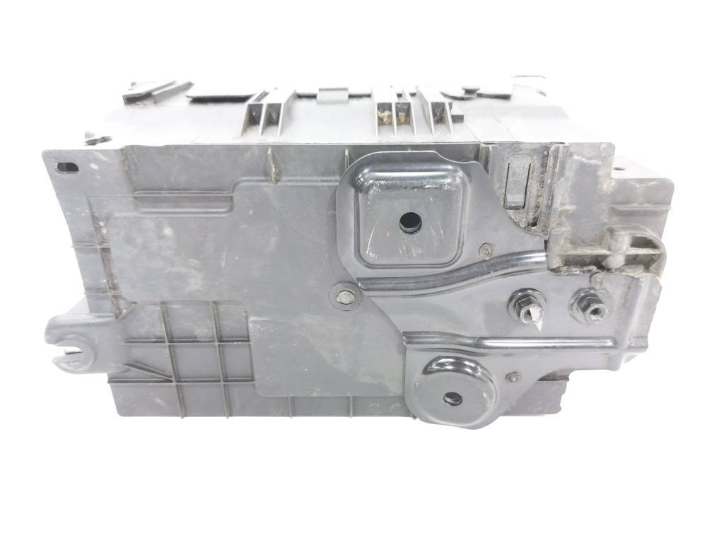 Regal Корпус АКБ (дефект) Buick Regal 2010-2020 23128537 Buick Regal 5