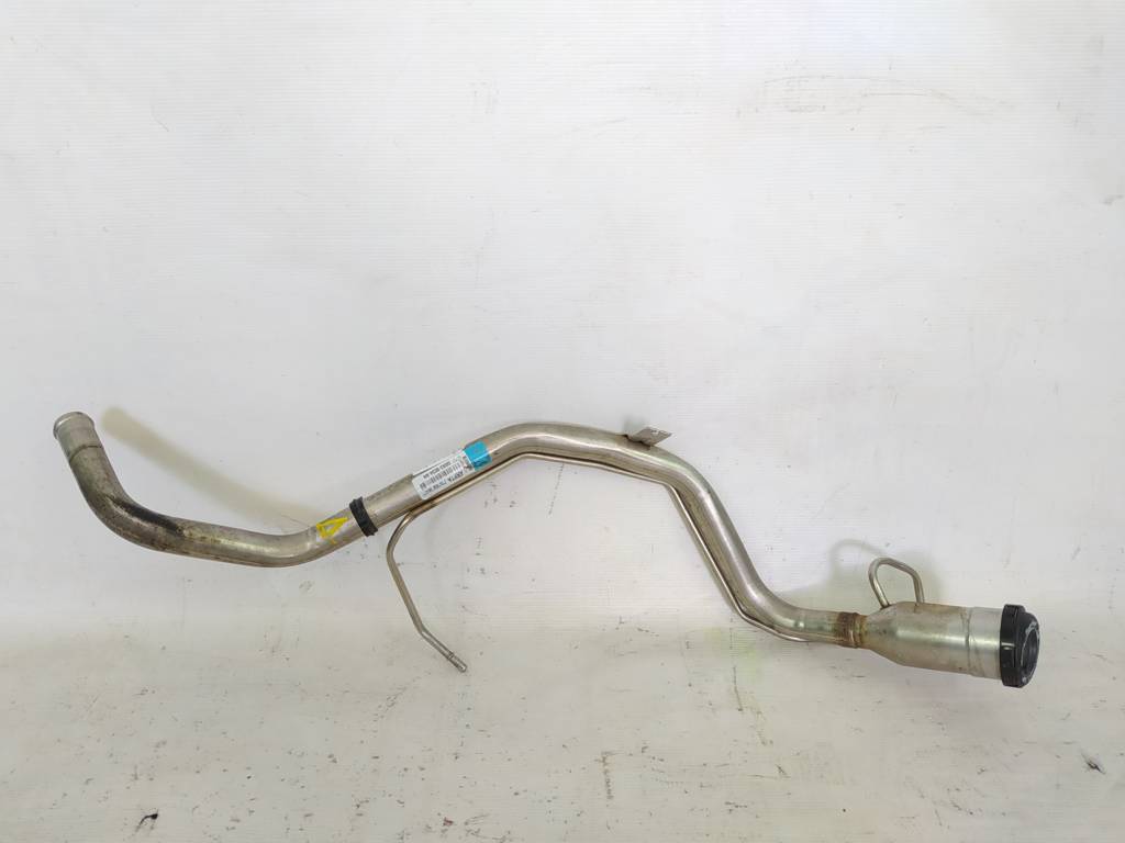 Fusion. Горловина топливного бака Ford Fusion 2013-2015 DG939034AH Ford Fusion