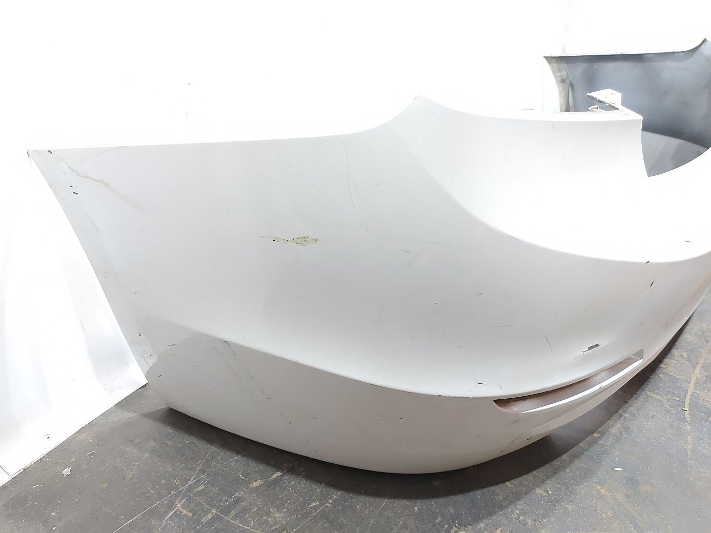 328i xdrive Бампер задний BMW 328i xDrive 2013-2015 51127312725 BMW 328i xDrive 2