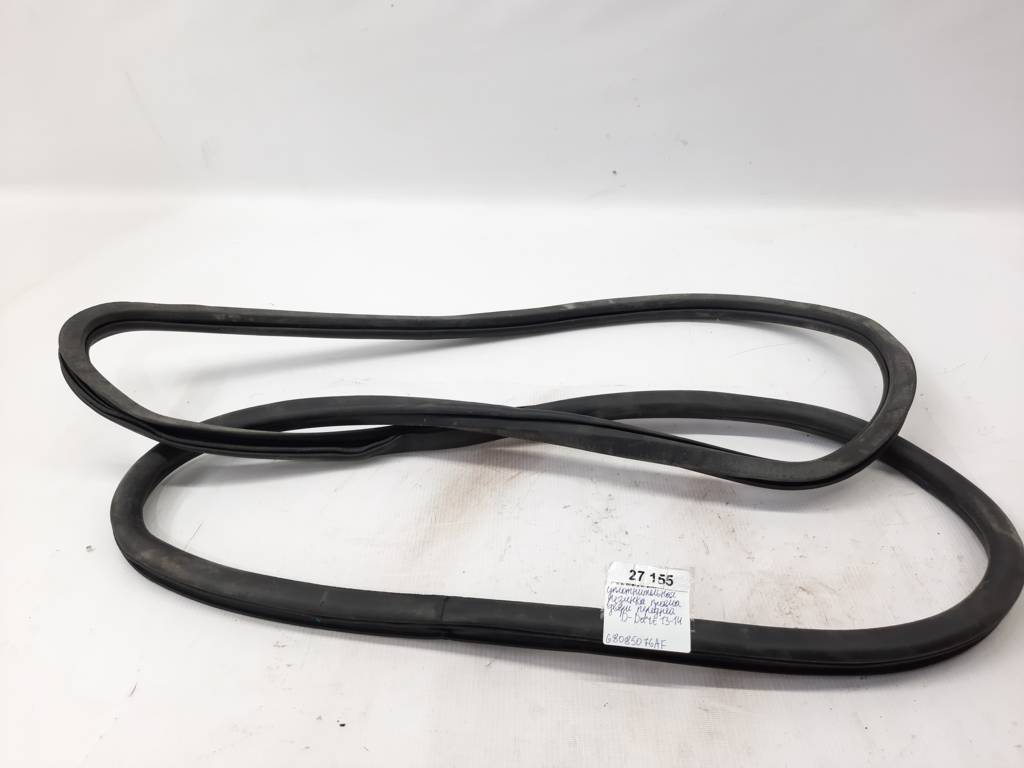 Dart Уплотнительная резинка проёма двери передней левой/правой Dodge Dart 2013-2014 68085076AF Dodge Dart 23