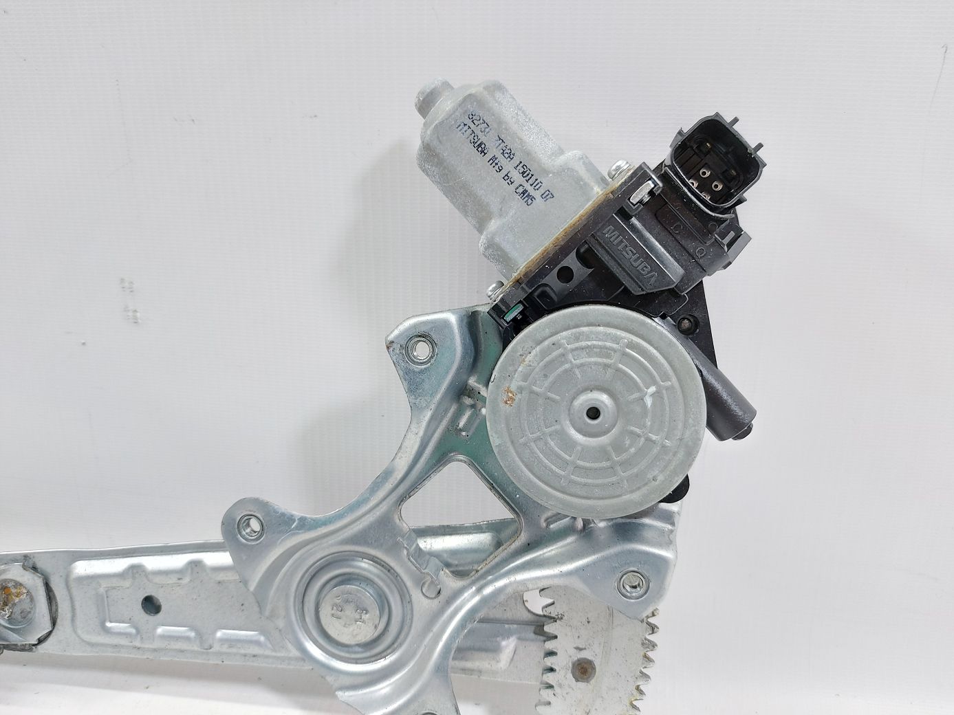 Sentra Склопідйомник двері задньої лівої Nissan Sentra 2014-2019 827214KH0B Nissan Sentra 2