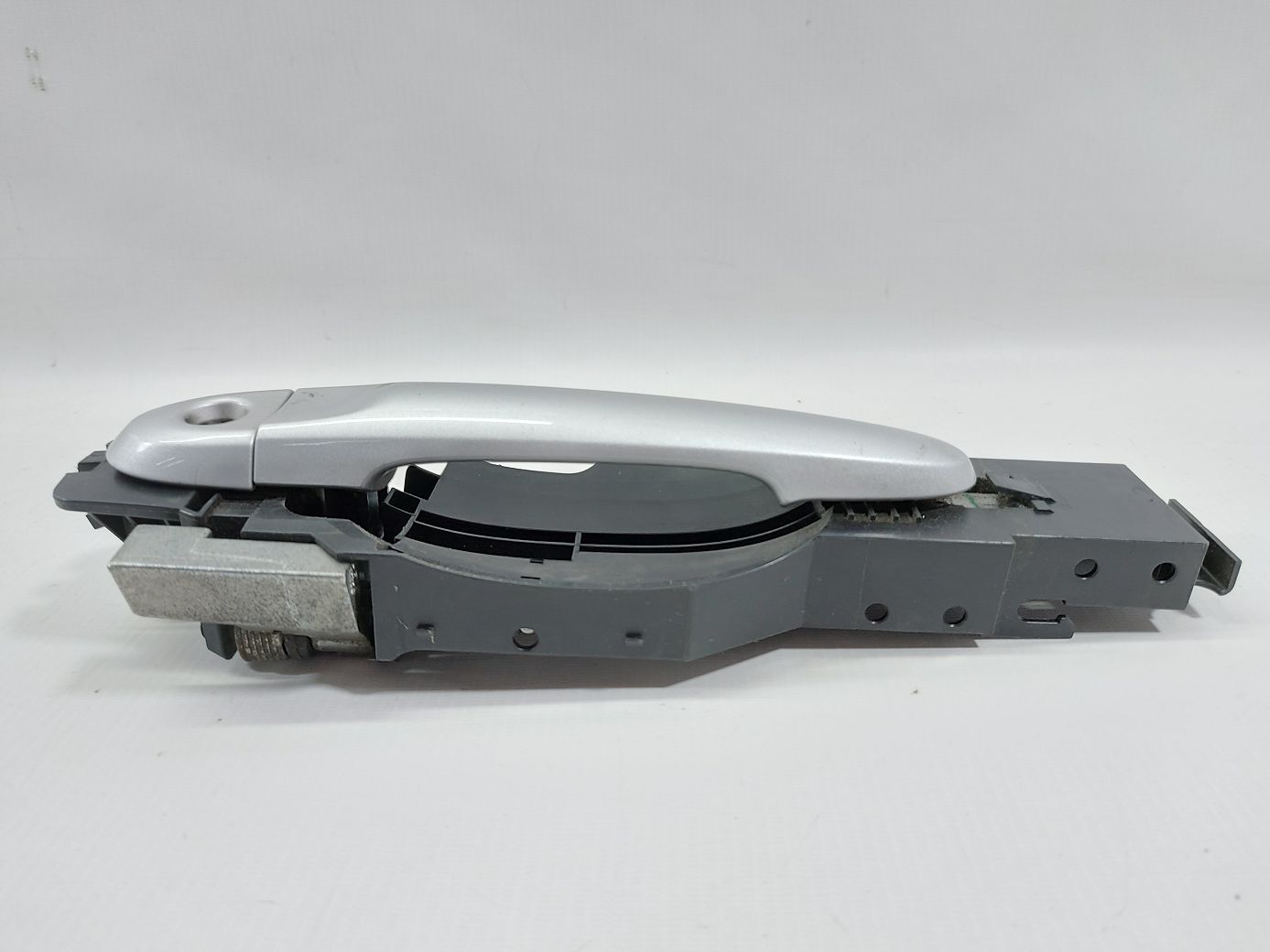 Versa note Ручка дверей передньої лівої (сіра) зовнішня Nissan Versa Note 2014-2019 806403WC1A Nissan Versa Note 2