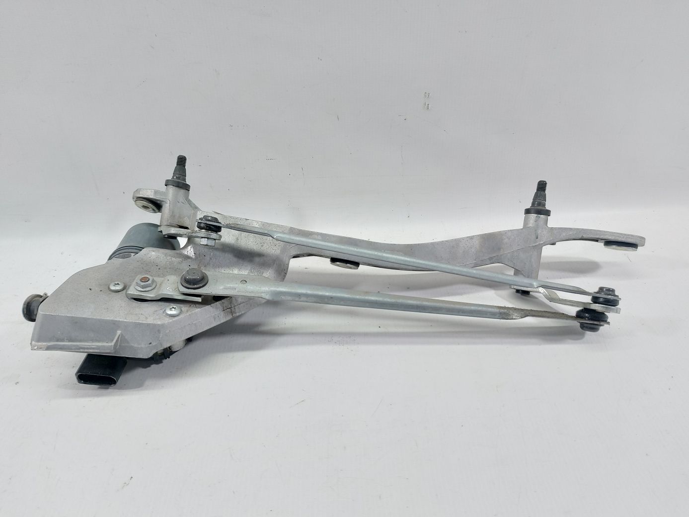 Fiesta. Механізм склоочисника (трапеція) Ford Fiesta 2014-2019 AE8Z17508A Ford Fiesta Fiesta. Механізм склоочисника (трапеція) Ford Fiesta 2014-2019 AE8Z17508A Ford Fiesta