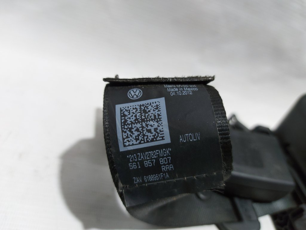 Passat s Ремінь безпеки задній центральний Volkswagen Passat S 2012-2019 561857807RAA Volkswagen Passat S 4