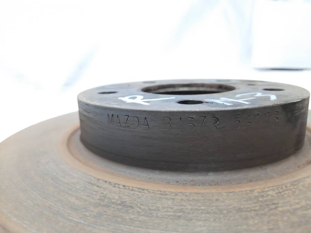 3 Диск гальмівний задній лівий/правий Mazda 3 2014-2018 BJS726251B Mazda 3 16