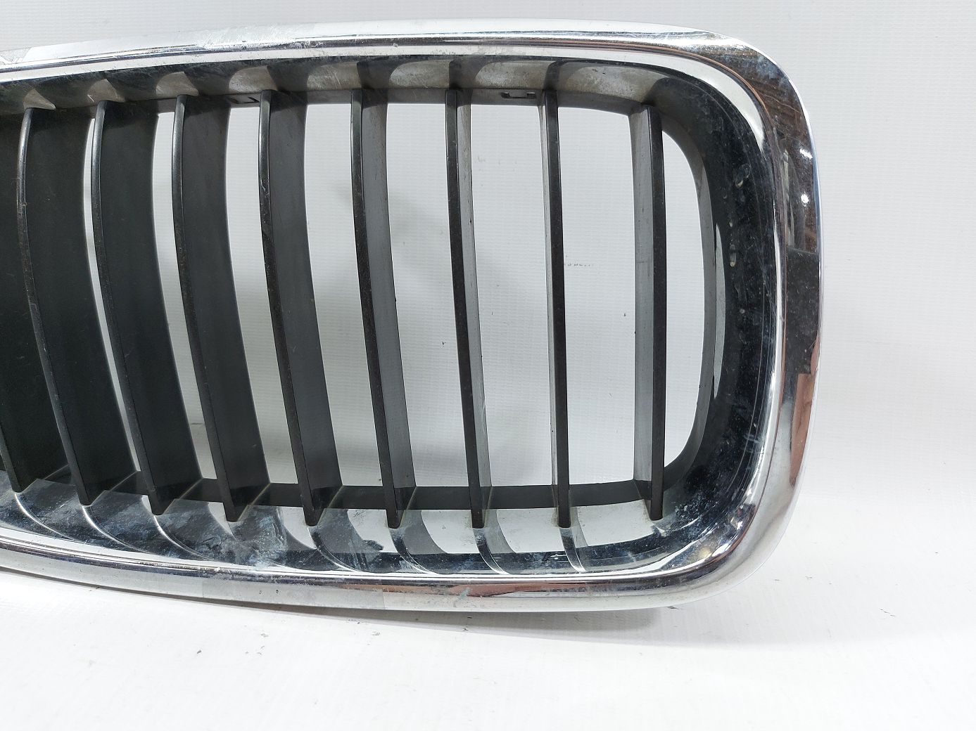 328i xdrive Решітка радіатора верхня права (ніздря) Тайвань BMW 328i xDrive 2012-2016 51137255412 BMW 328i xDrive 2