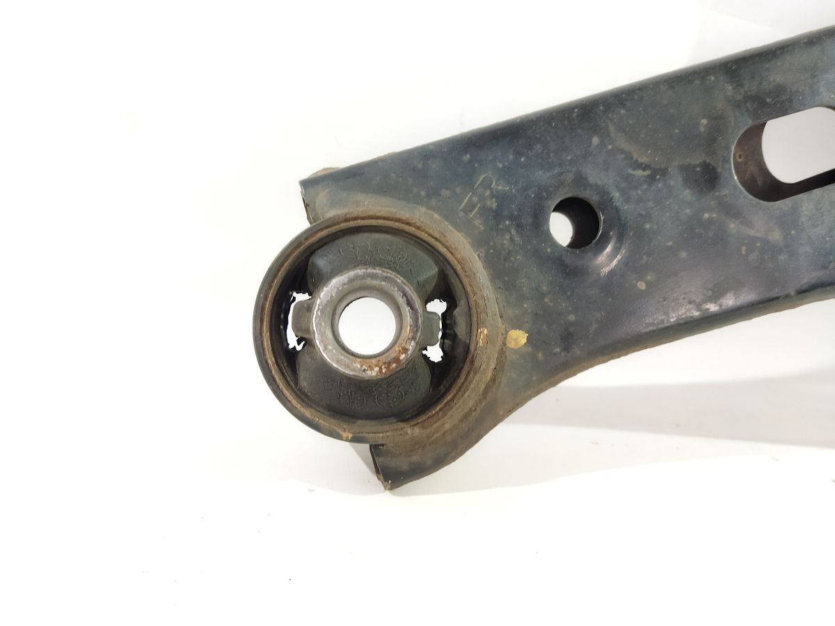 Forester Важіль передній правий нижній Subaru Forester 2014-2018 20202SG000 Subaru Forester 3