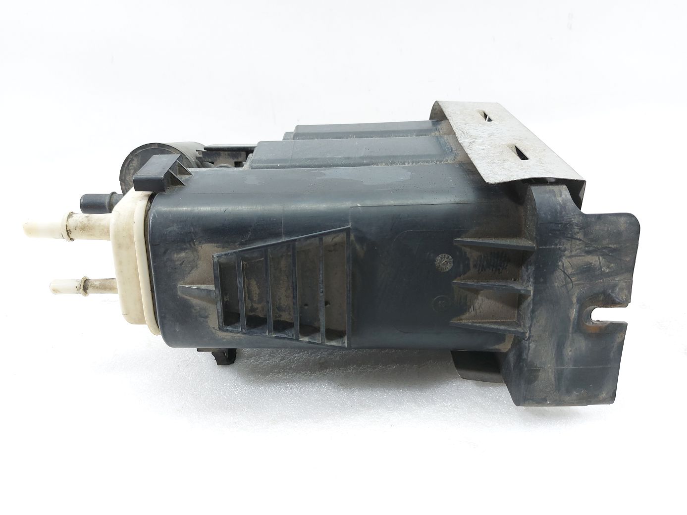 Hhr Фильтр рециркуляции паров бензина Chevrolet HHR 2006-2011 22728652 Chevrolet HHR 4